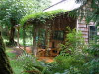 Applewood  Cottage, Courtenay